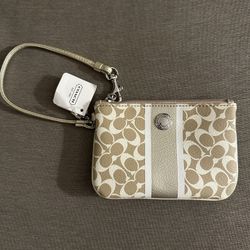 Brand New Coach Wristlet