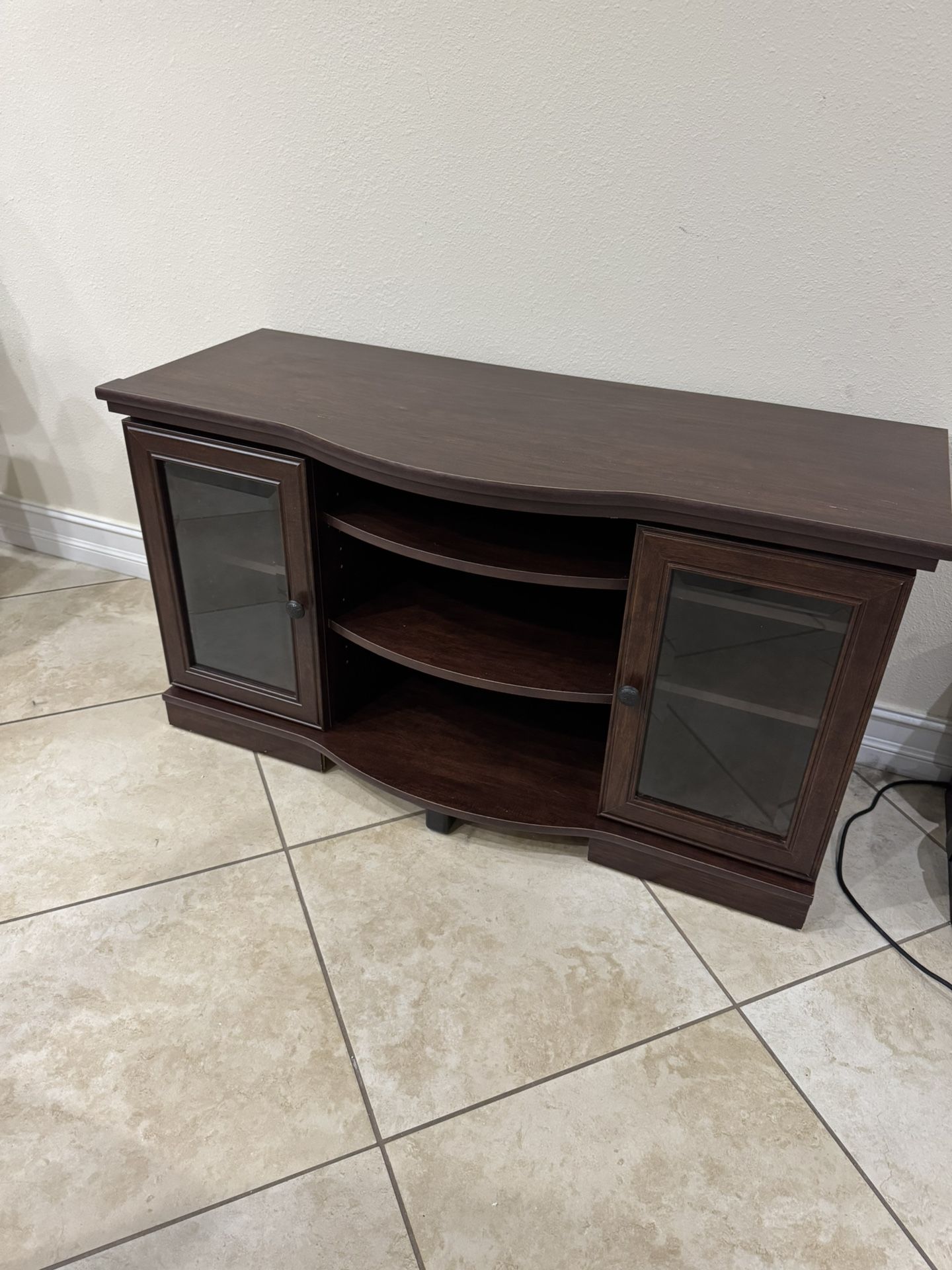 TV Stand / Entertainment Station