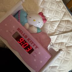 Hello Kitty Alarm Clock Radio