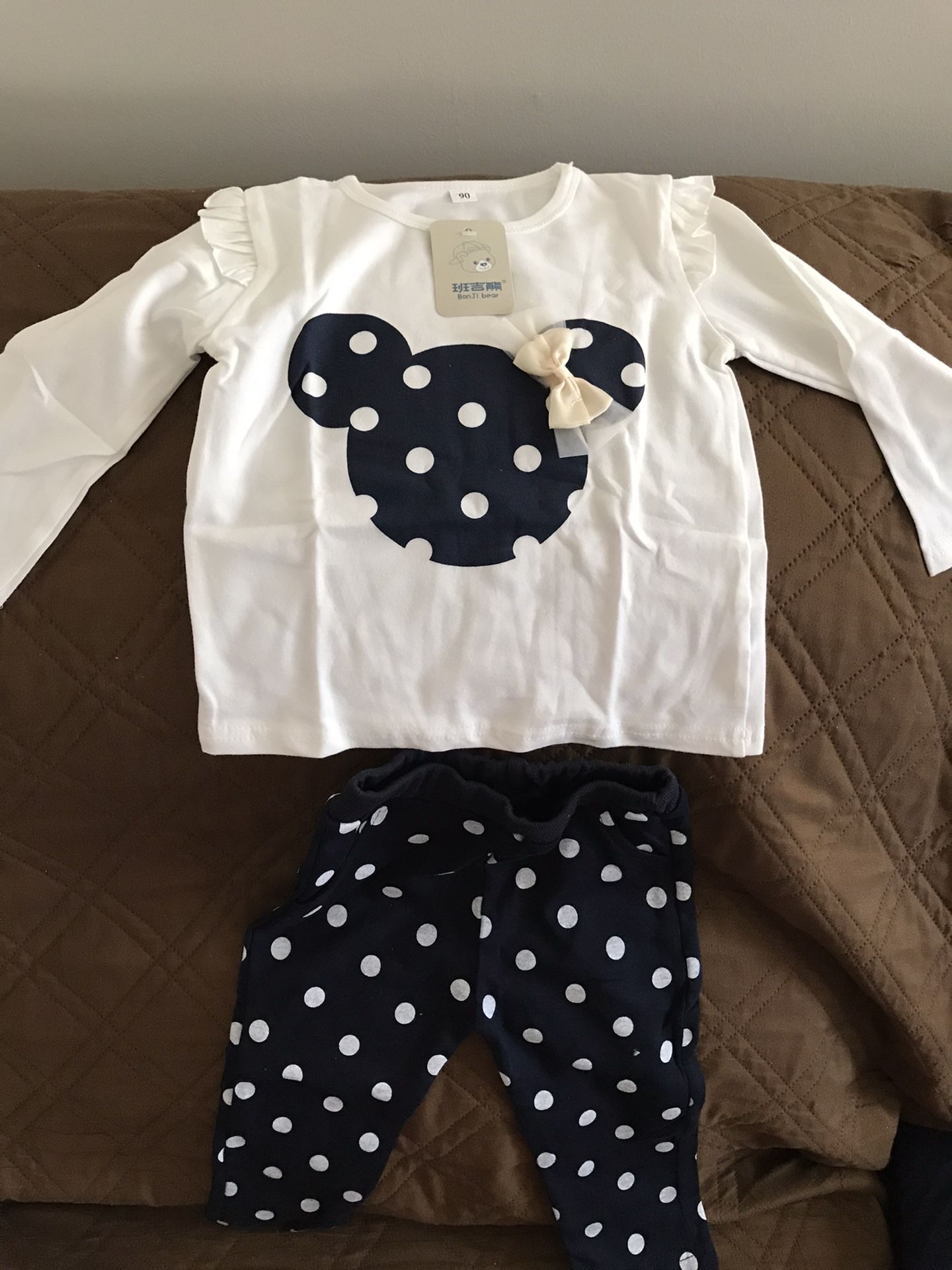 New Infant Outfit Size 18 Months
