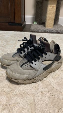 Nike hurrachi shoes
