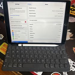 Apple Cellular iPad Air 3 with keyboard & Apple Pencil