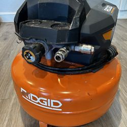 RIDGID Portable Air Compressor – Pancake Style