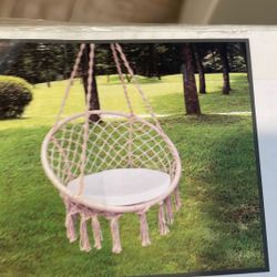 Indoor/Outdoor Boho Hanging Chair