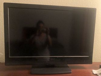 32 inch Dynex Tv