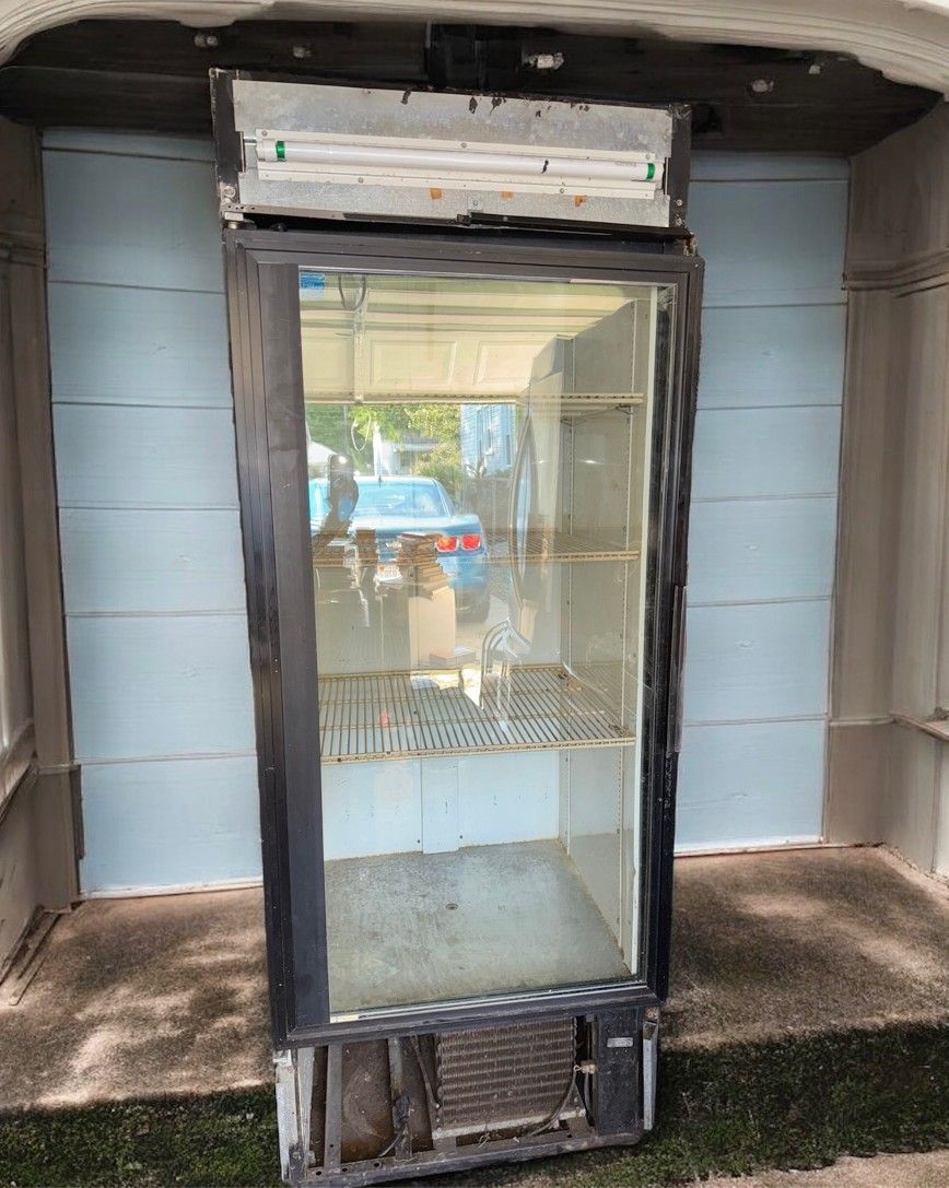 Pepsi Beverage Cooler Refrigerator 