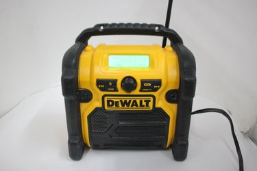 Dewalt DCR018R Worksite Radio - Tested/Working