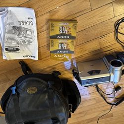 Vintage Sharpe Camcorder 8mm works great no battery with leather case