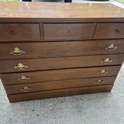 Ethan Allen Nutmeg American Style Three Drawer Maple Chest