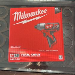 Milwaukee M12 Impact Driver