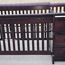 Baby Crib changing table Combo