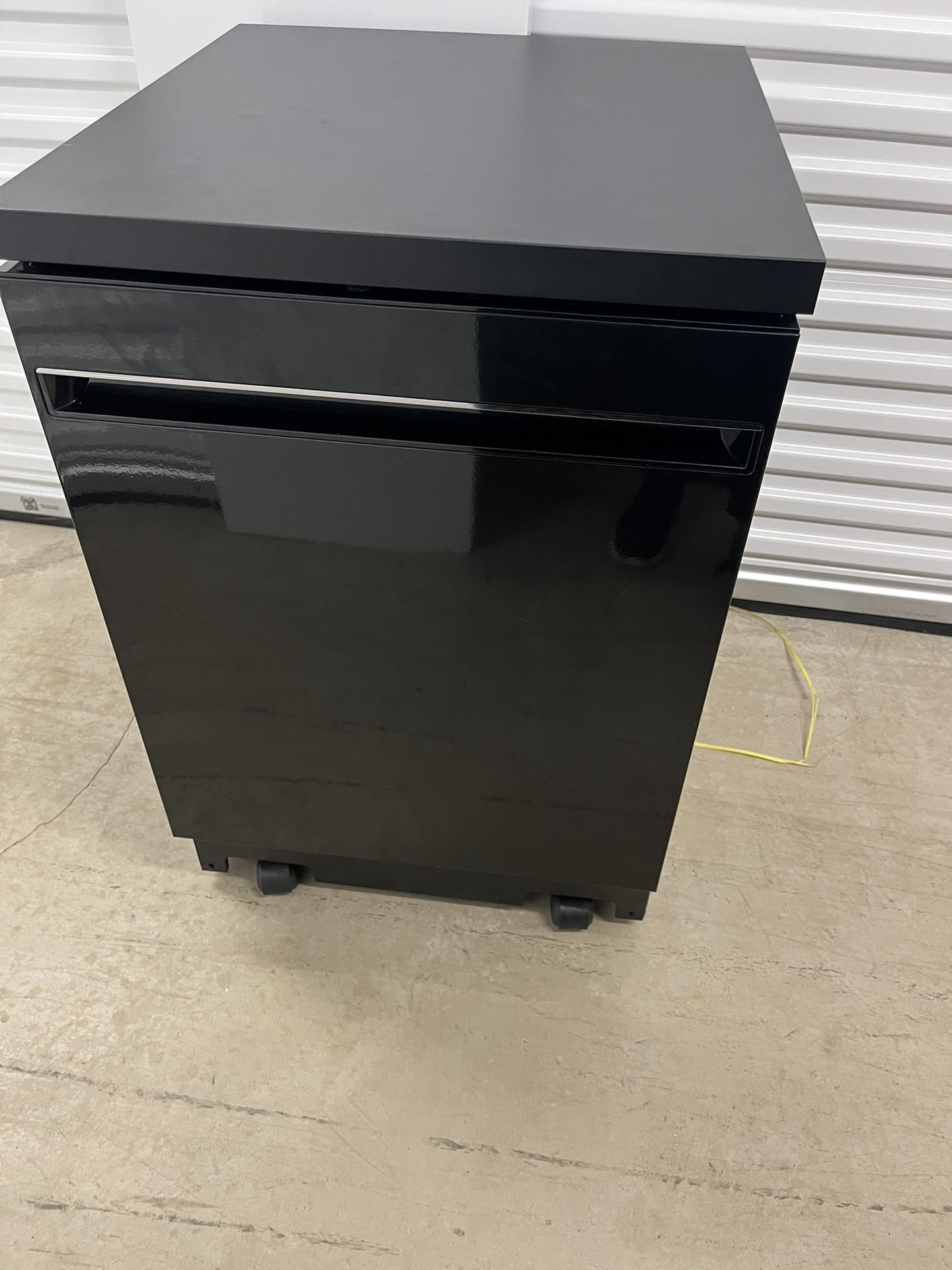 Less Than 1 Year Old, GE Portable Dishwasher