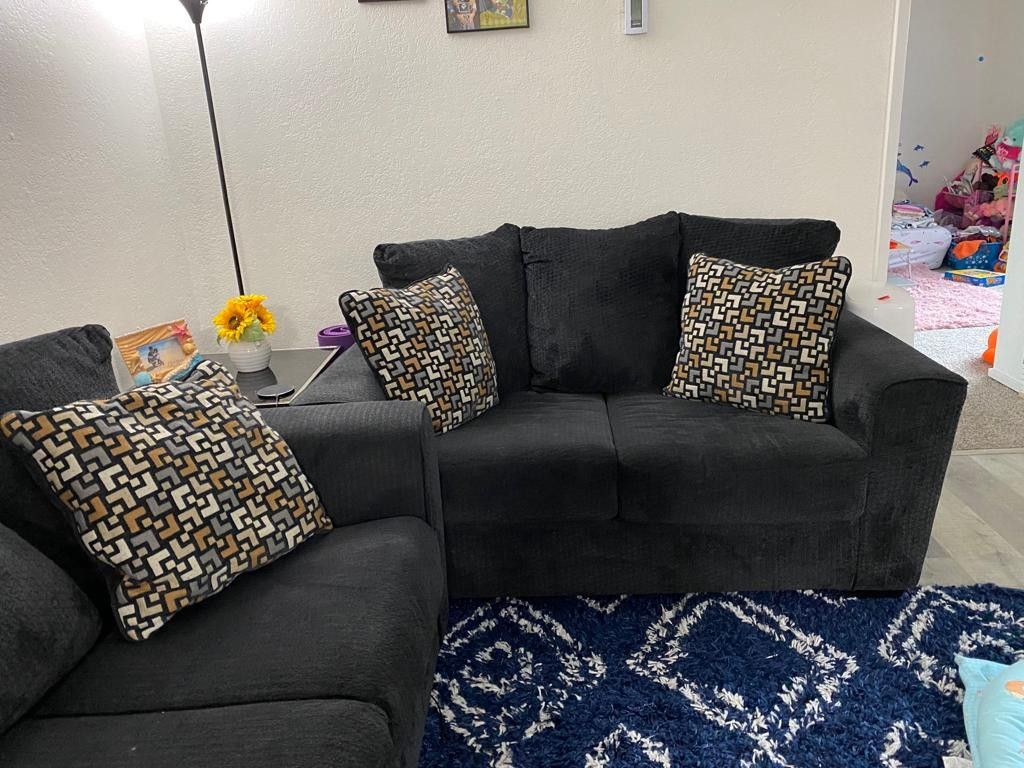 Almost New 3 Seater  Sofa 
