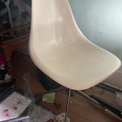 Vintage Mid Century Modern White Side Chair