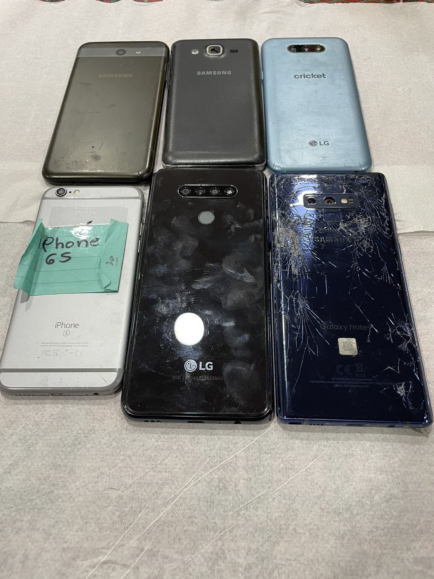 Phones Do Not  Turn On (For Parts) ($30 For All) Last one free!.