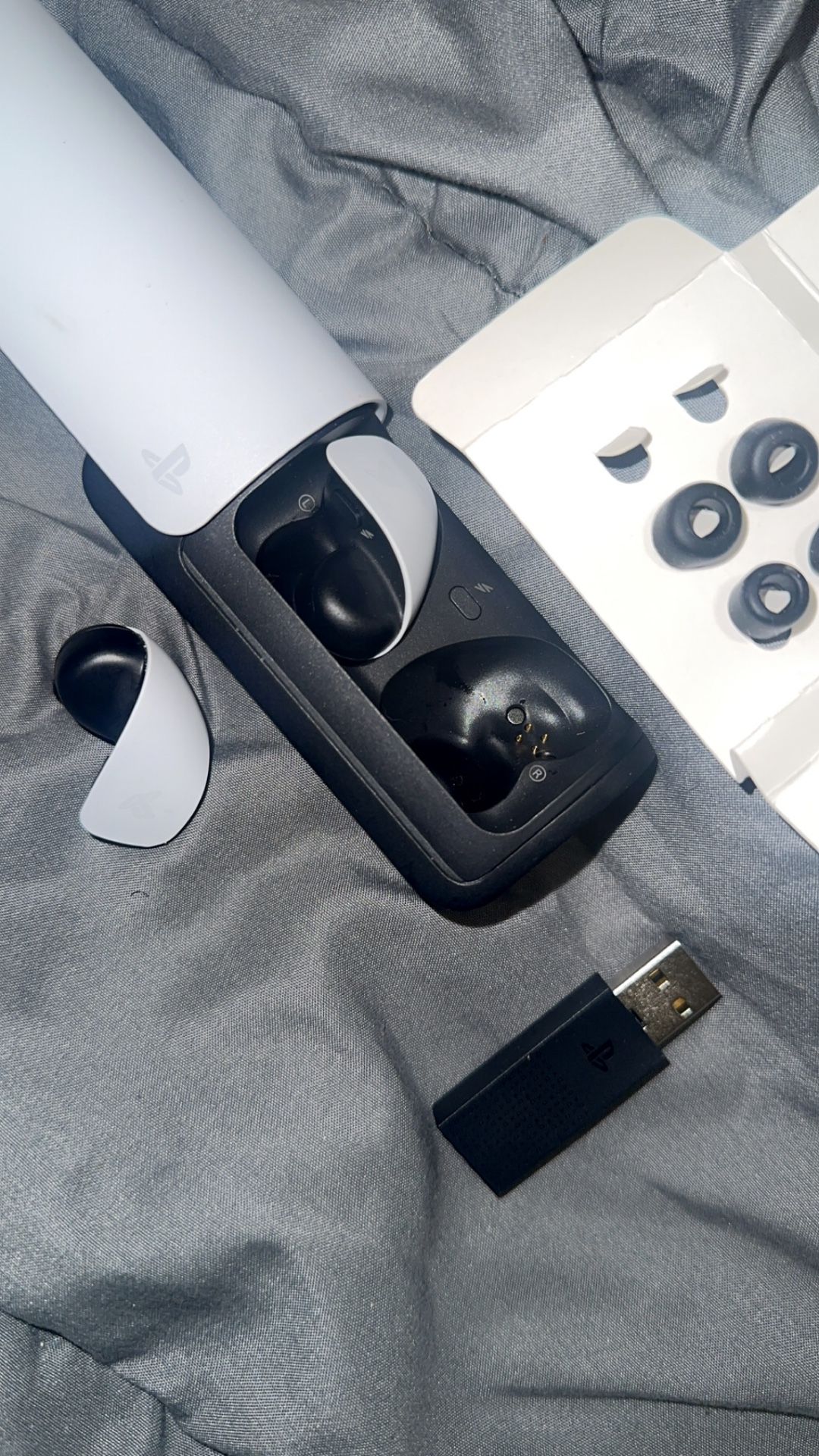 PlayStation Pulse Earbuds