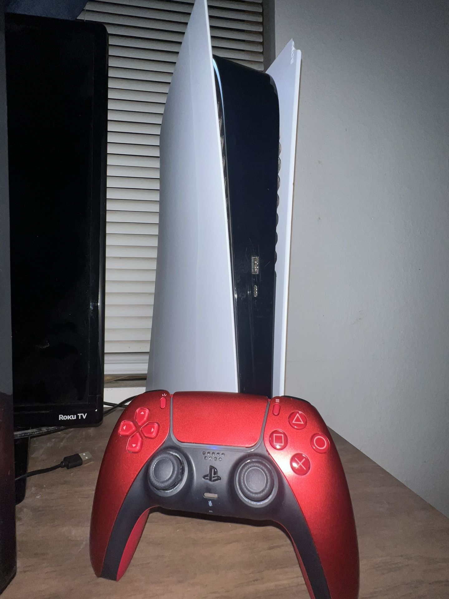 Used Ps5 Digital Good Condition 1TB NO SHIPPING