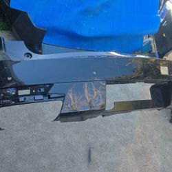 2025-2026 GMC YUKON REAR BUMPER OEM