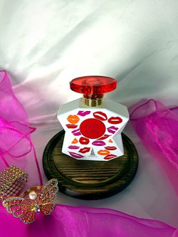 Emper Metropolis Hot Lips Eau de Parfum 3.4 oz Women — No Box