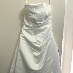 Wedding dress - Size Small 