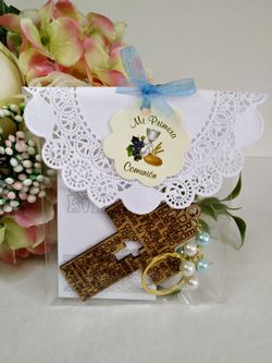 Cross Our Lord's Prayer Keychain. First communion Keepsakes. Baptism party favors. Funeral keepsakes. Recuerdos Cruz de Padre Nuestro