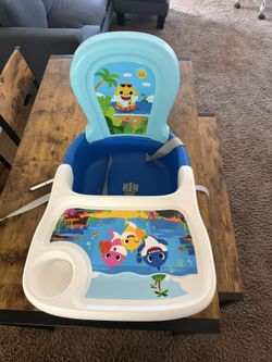 Baby Shark Sitting High chair