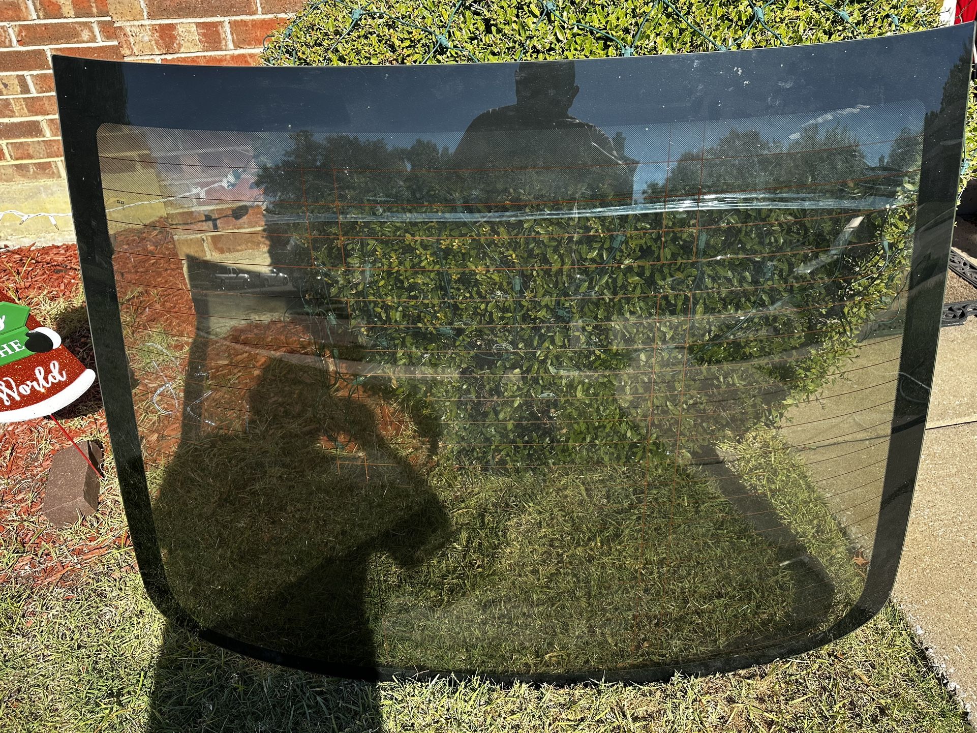 2004 To 2007 Honda Accord. 2 Doors Back Windshield