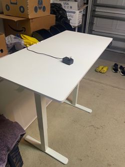 Standing desk