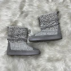 TOMS Shoes Winter Boots