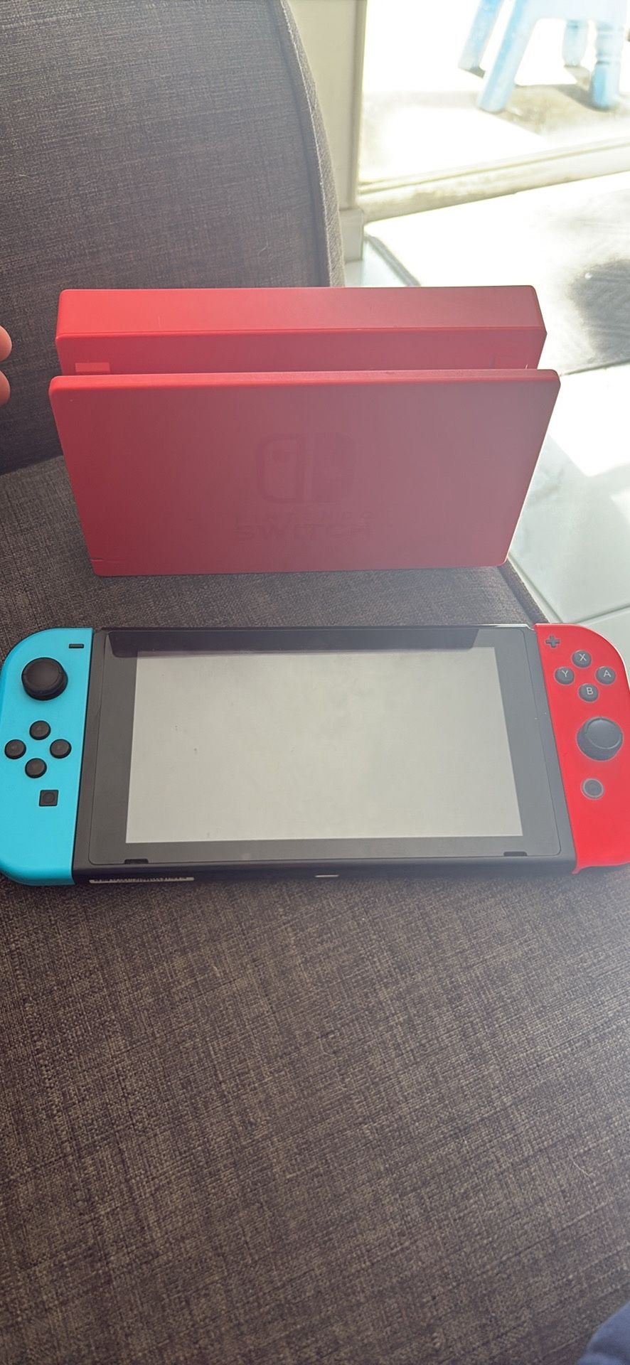 Nintendo Switch + limited edition dock