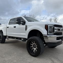 2019 Ford F250 Crew Cab STX FX4