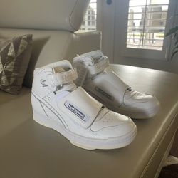 Reebok Mountain Research x Alien Stomper