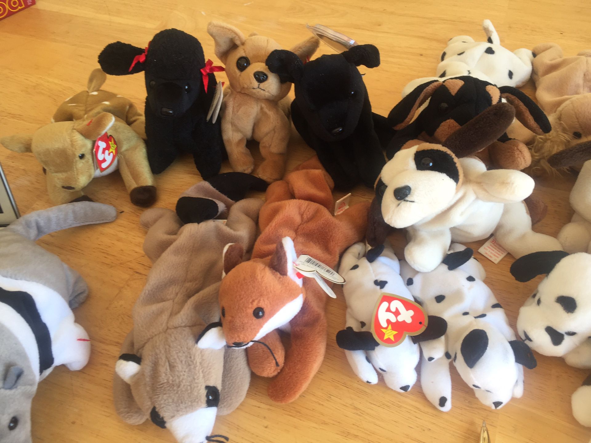 LOTS AND LOTS OF Beanie babies RARE ONES too