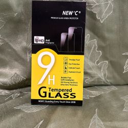 📱 Brand New iPhone Screen Protectors – 3 Pack! For 16 Plus and 15 Plus