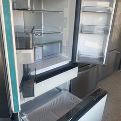 Samsung RF29BBM Bespoke 29 cu ft Smart Refrigerator