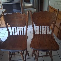 2 Bar Stools