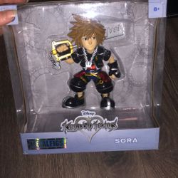 Kingdom Hearts Sora Figure