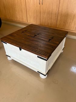 Ashley Furniture Rustic Farmhouse coffee table