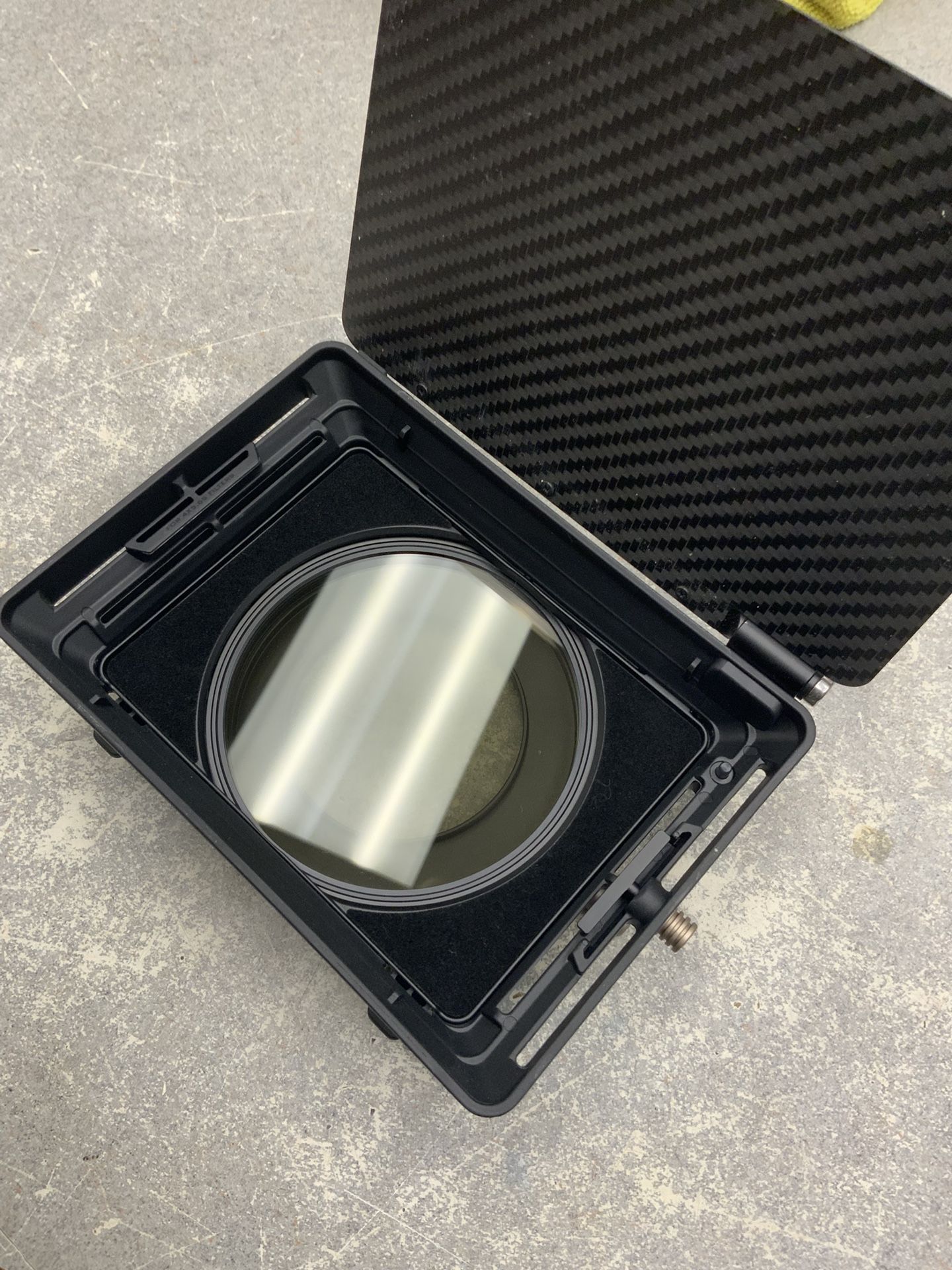 Tilta Mirage Matte Box Sunshade MB-T16 Clamp on Digital Camera