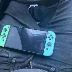 Newest Nintendo Switch With Games 