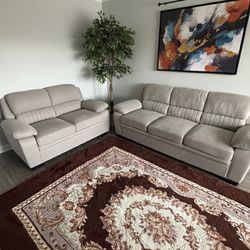 LIKE NEW! Modern 2-Piece Sofa Set | Light Grey COUCH & LOVESEAT | Perfect Condition