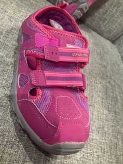 New Stride Rite Sandals size 3