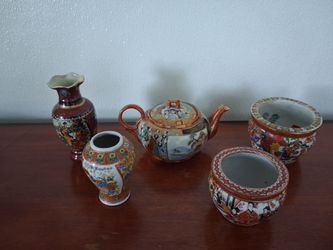 Japanese Satsuma Porcelain Collection – 5 Pieces