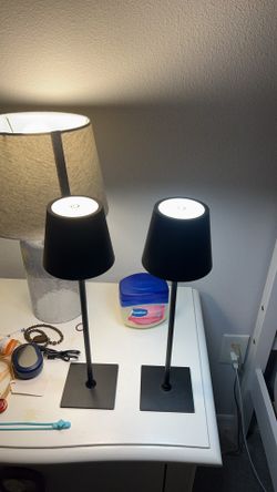 Cordless Rechargeable Table Lamp