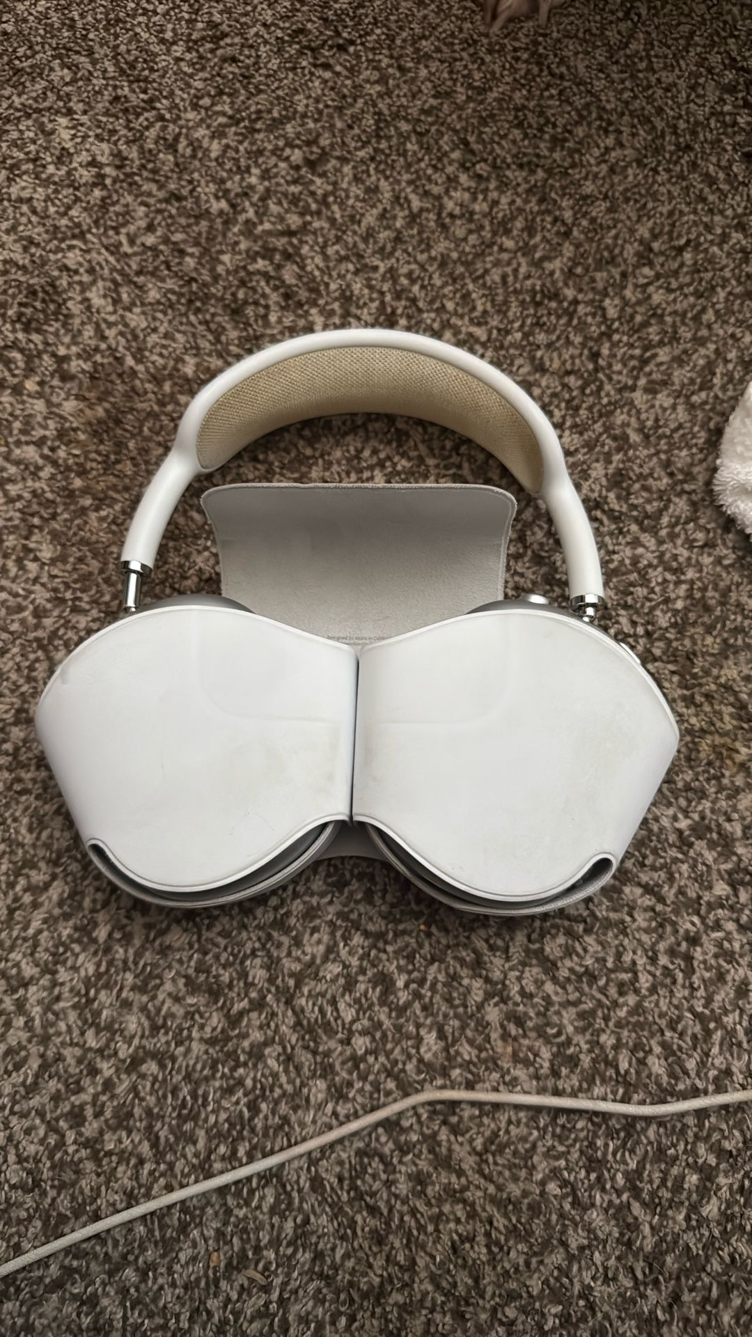 AirPods Max Pro