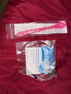 NIP Dr. Brown's Silicone Pacifier & Nuby Hot-Safe Spoon Set
