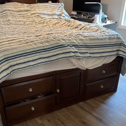 Queen   Bed Frame And 2 Night Stands