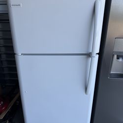 Refri Frigidaire top bottom