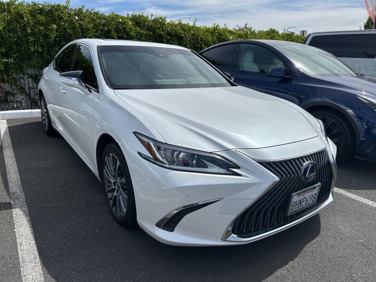 2019 Lexus ES 300h