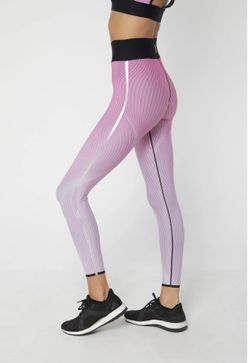 Ultracor Ruffle Wave Legging in Pink Metallic Rose Size XS Retail $250